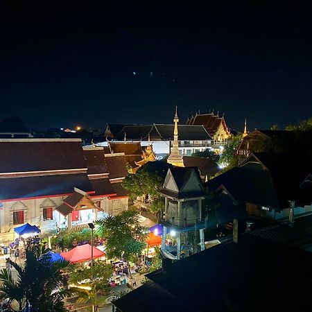 Awana House Bed & Breakfast Chiang Mai Exterior photo